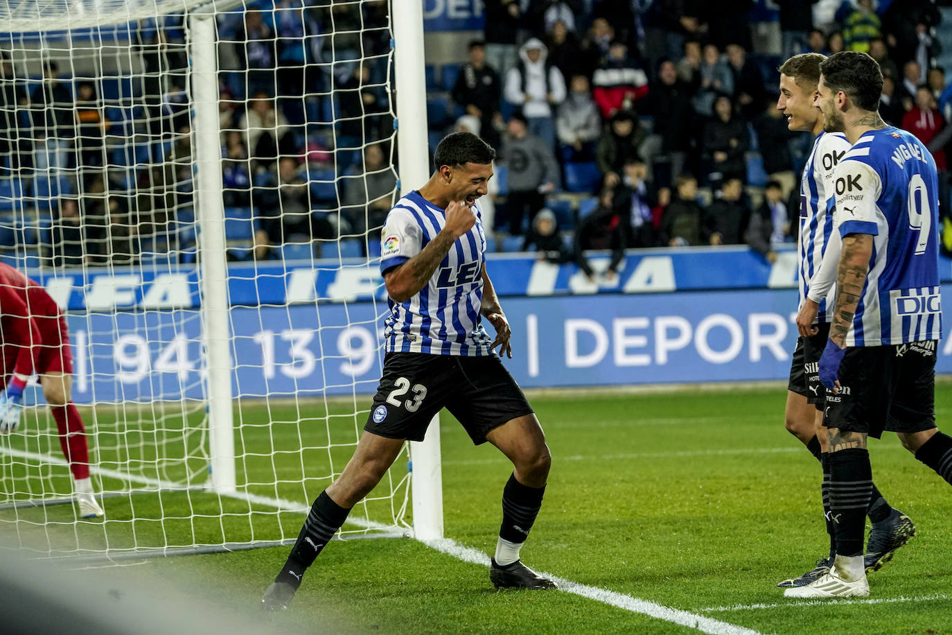 Fotos: Las mejores imágenes del Alavés - Villarreal &#039;B&#039;