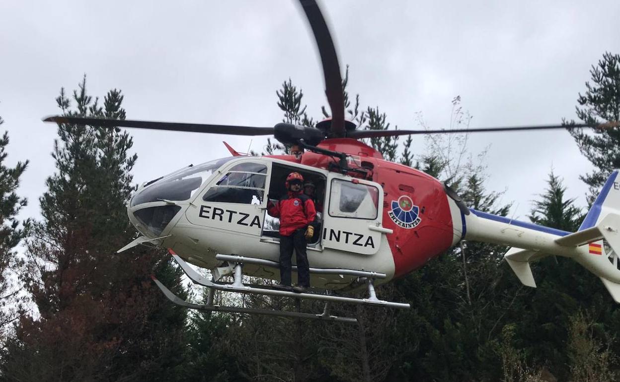 Rescatan a una escaladora en Ogoño tras sufrir una caída