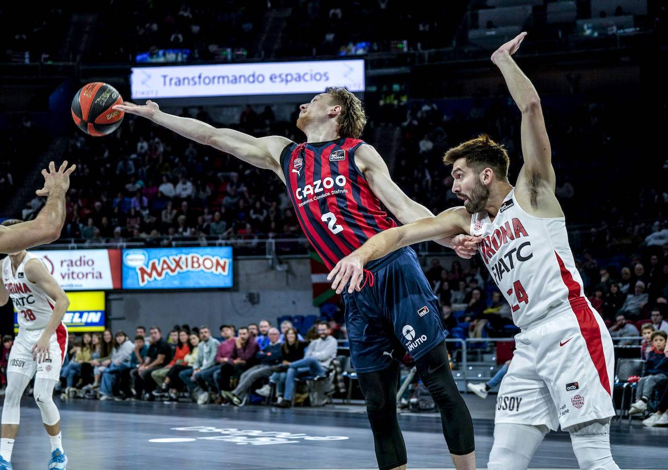 Fotos: Las mejores imágenes del Baskonia-Girona