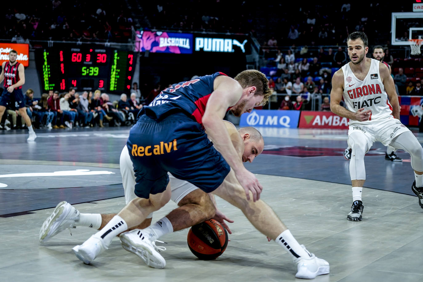 Fotos: Las mejores imágenes del Baskonia-Girona
