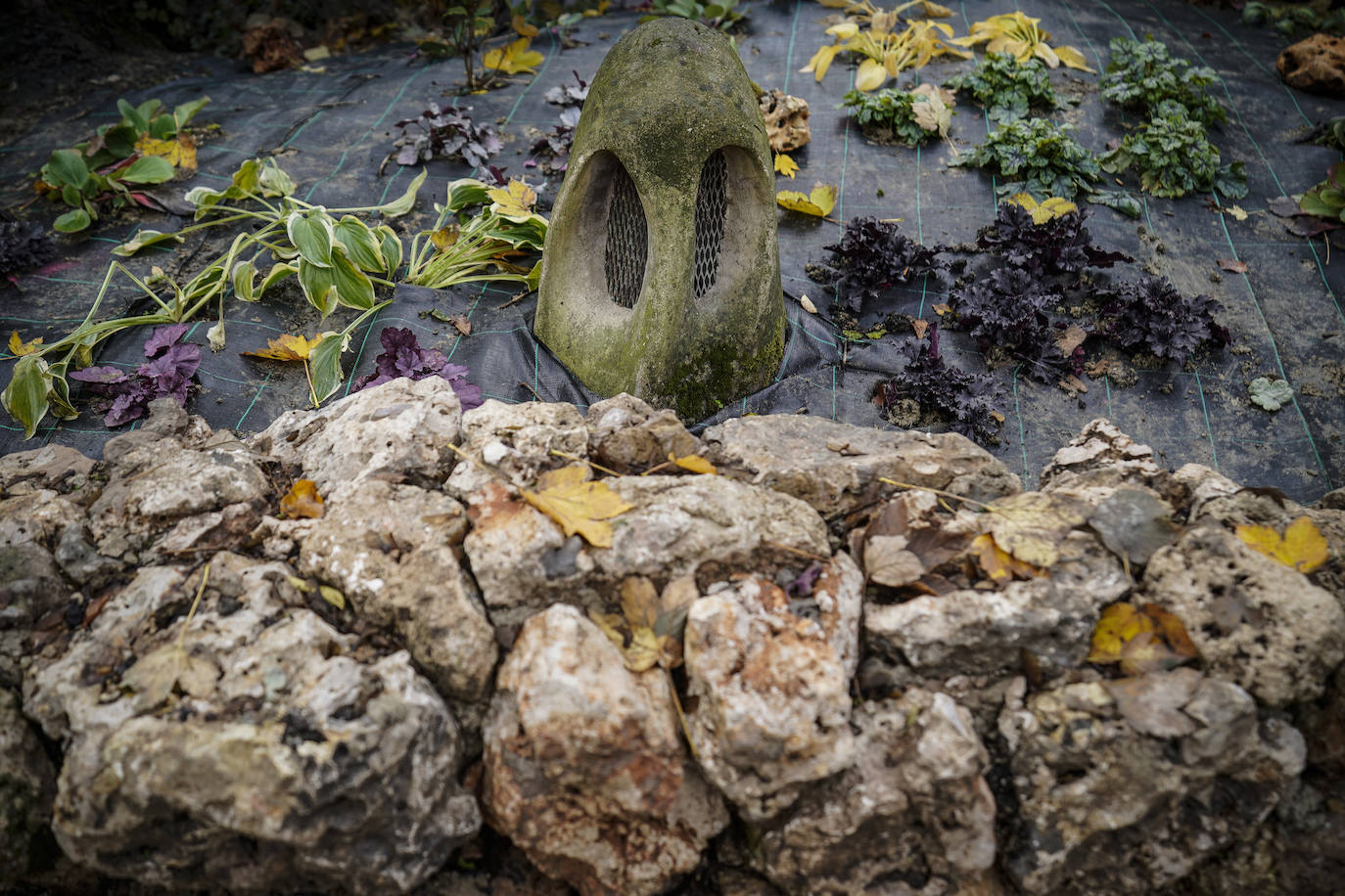 Fotos: Así ha quedado la renovada gruta del Belén de La Florida en Vitoria