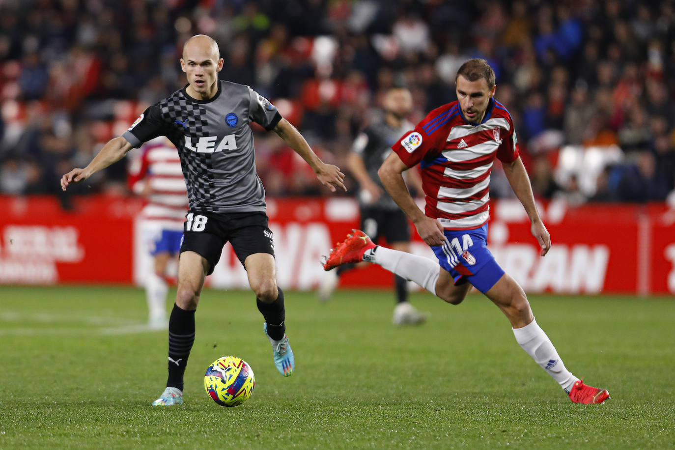 Fotos: Las fotos del Granada - Alavés