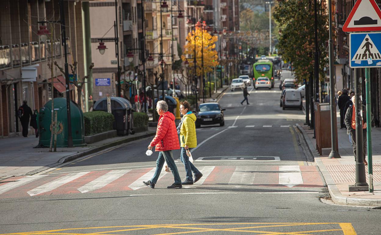 Vista de la arteria comercial principal de Galdakao
