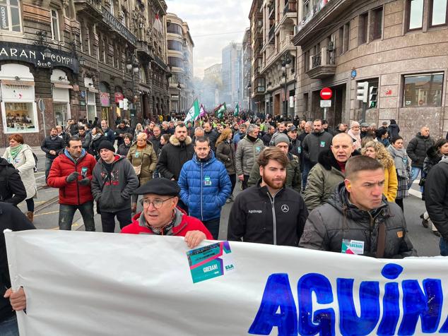 Fotos: La manifestación del Metal de Bizkaia, en imágenes