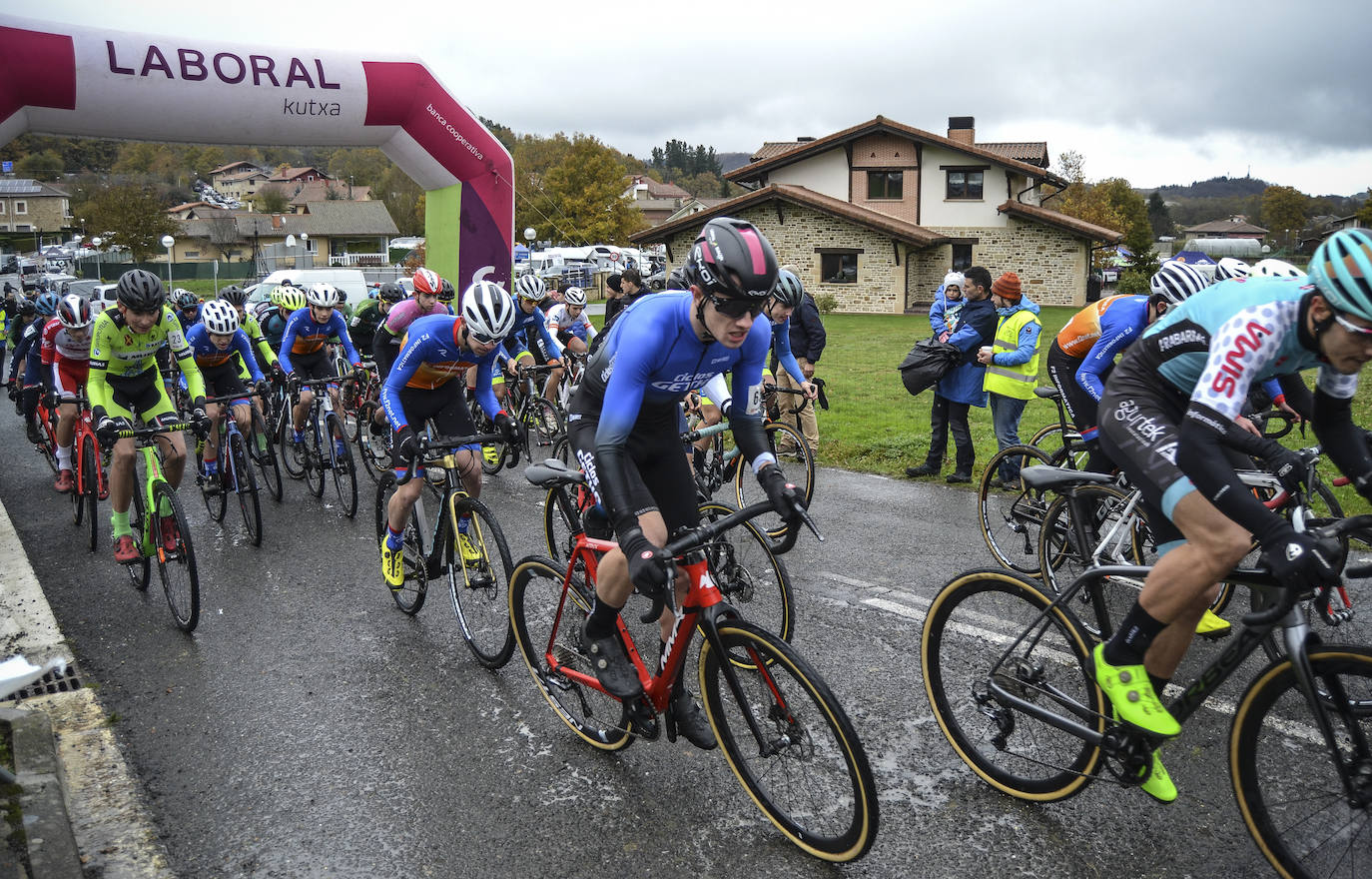 Fotos: Sánchez y Odriozola dominan en Amézaga