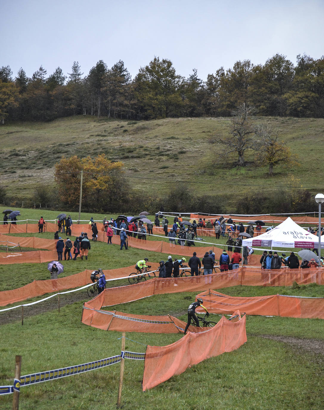 Fotos: Sánchez y Odriozola dominan en Amézaga