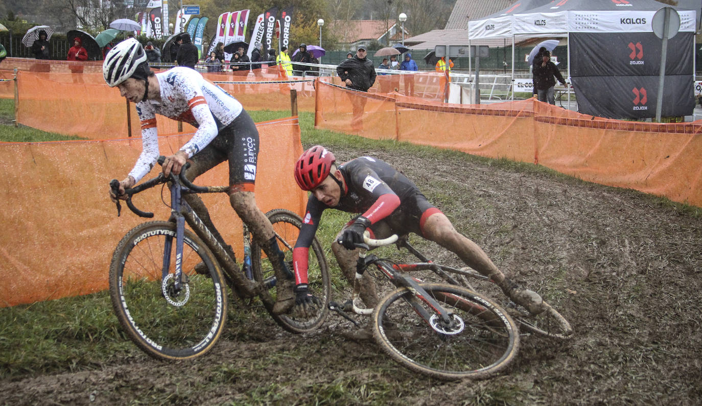 Fotos: Sánchez y Odriozola dominan en Amézaga