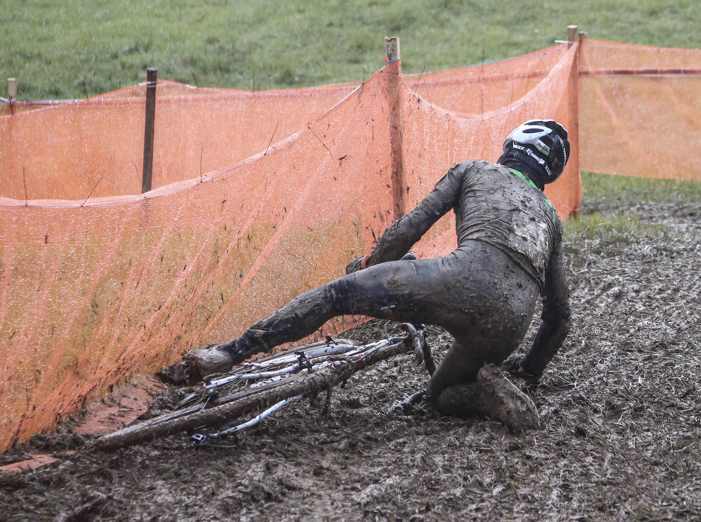 Fotos: Sánchez y Odriozola dominan en Amézaga