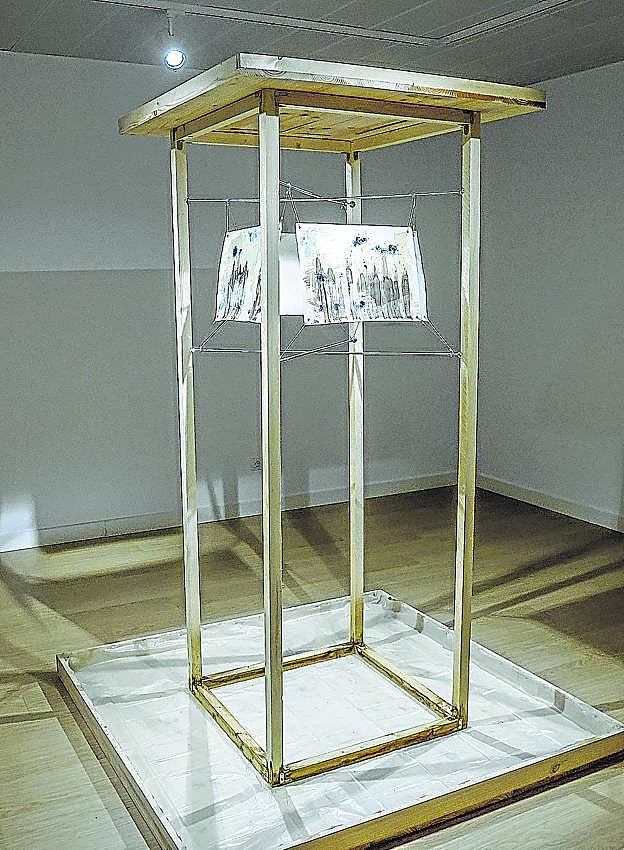 'La lluvia que no cala', instalación visual de Rubén Beca. 