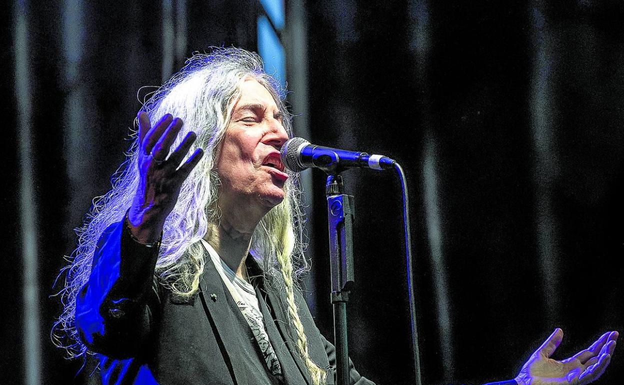 La actuación de Patti Smith en el regreso del Azkena Rock quedará para el recuerdo de los festivaleros. 