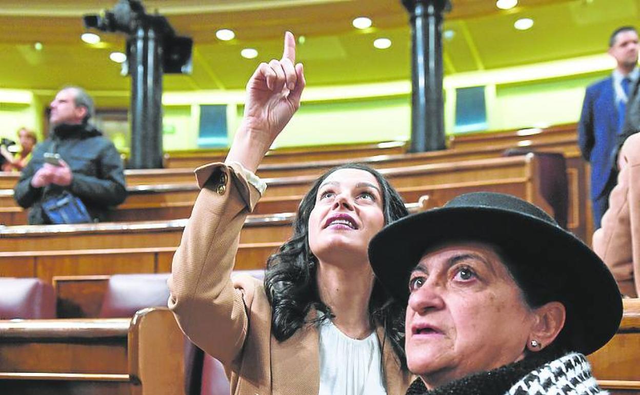 Arrimadas, ayer en la jornada de puertas abiertas del Congreso. 