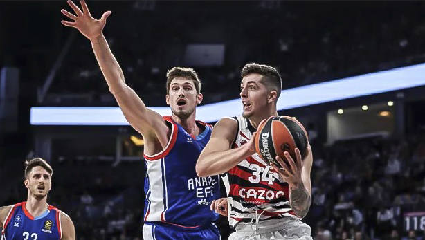 Fotos: Las fotos del Anadolu Efes - Baskonia