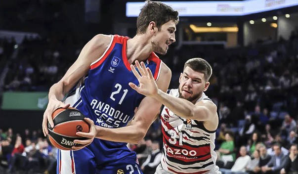 Fotos: Las fotos del Anadolu Efes - Baskonia