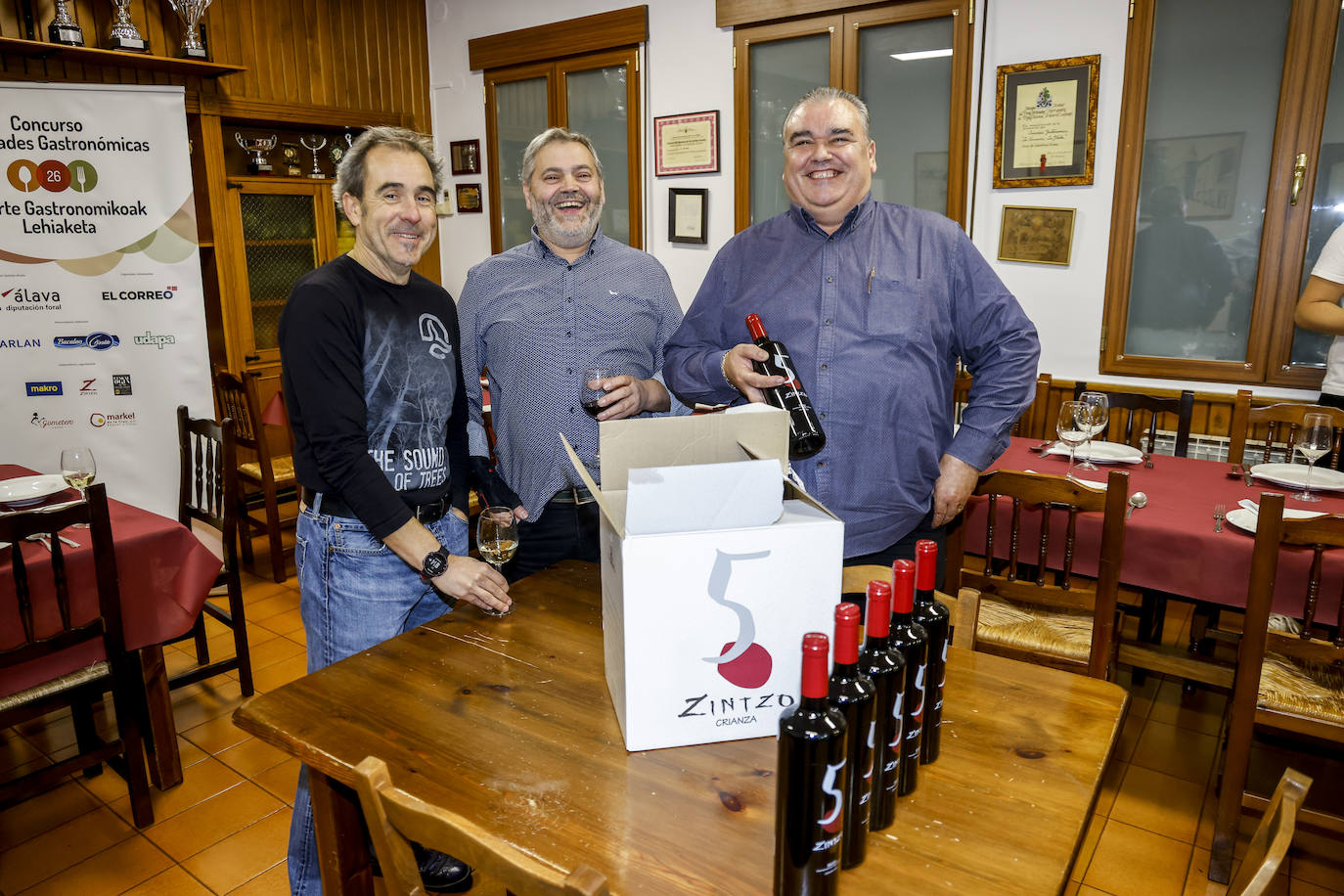 Fotos: Así fue la cena en la sociedad gastronómica La Concordia-Lagunartea