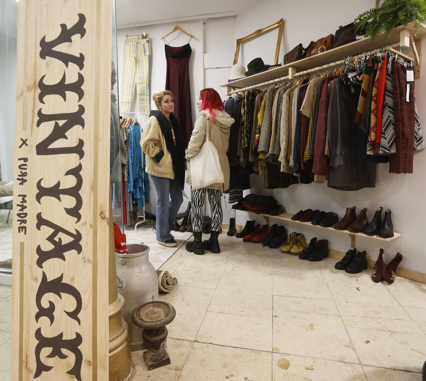 Fotos: Mara, la joven creadora que abre su segunda tienda de ropa &#039;vintage&#039; en Bilbao