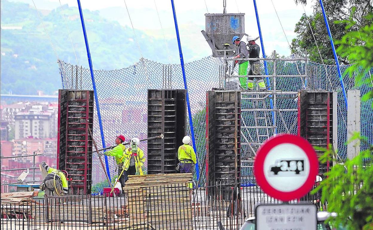 La construcción de viviendas protegidas prácticamente se ha duplicado: 1.099, de las 4.442 levantadas en total. 