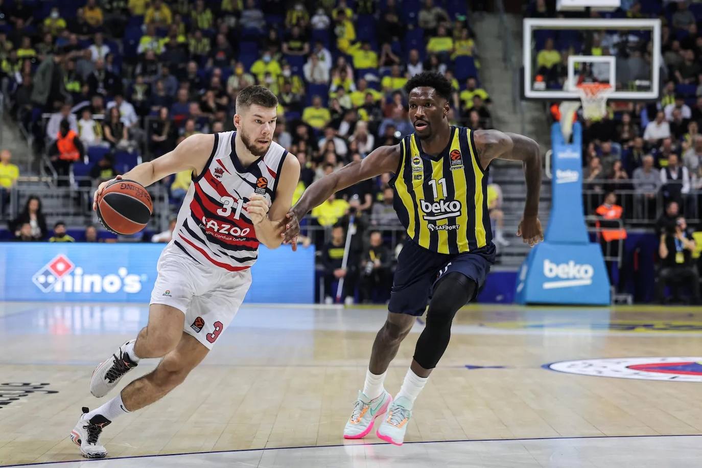 Fotos: Las fotos del Fenerbahce - Baskonia