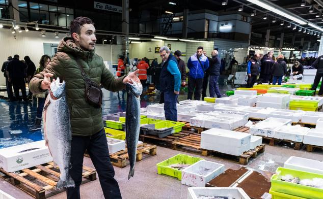 Compras de Navidad. MercaBilbao. Basauri. Bizkaia. 