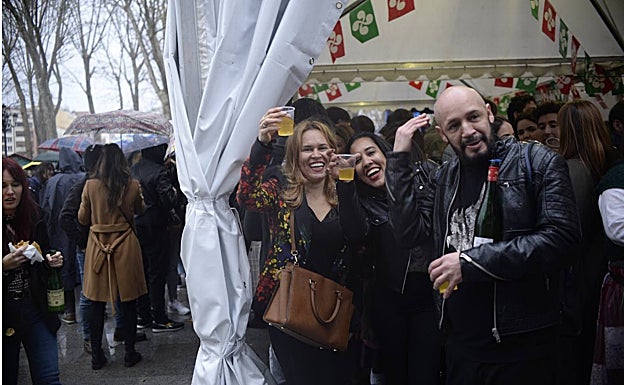 Policías uniformados y de paisano velarán por la seguridad en un Santo Tomás que se prevé multitudinario 