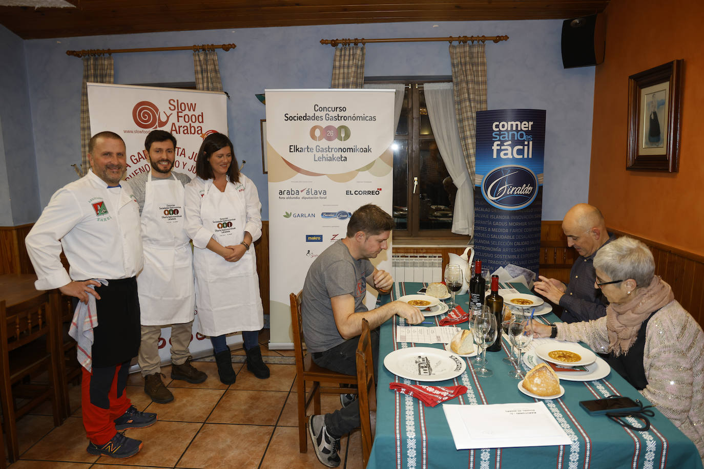 Fotos: Así fue la cena en la sociedad gastronómica Kakiturri