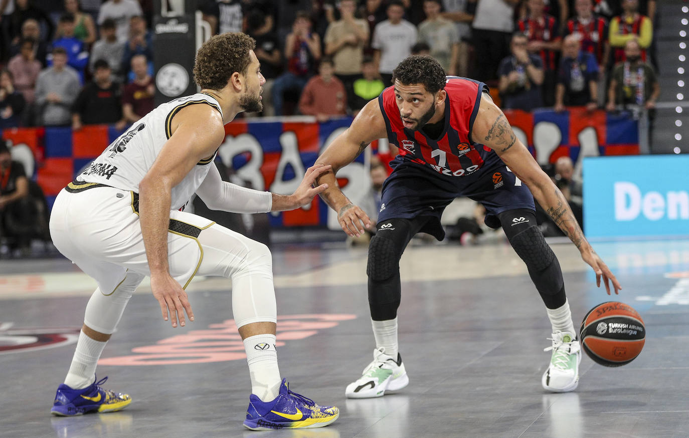 Fotos: Las fotos del Baskonia - Virtus de Bolonia