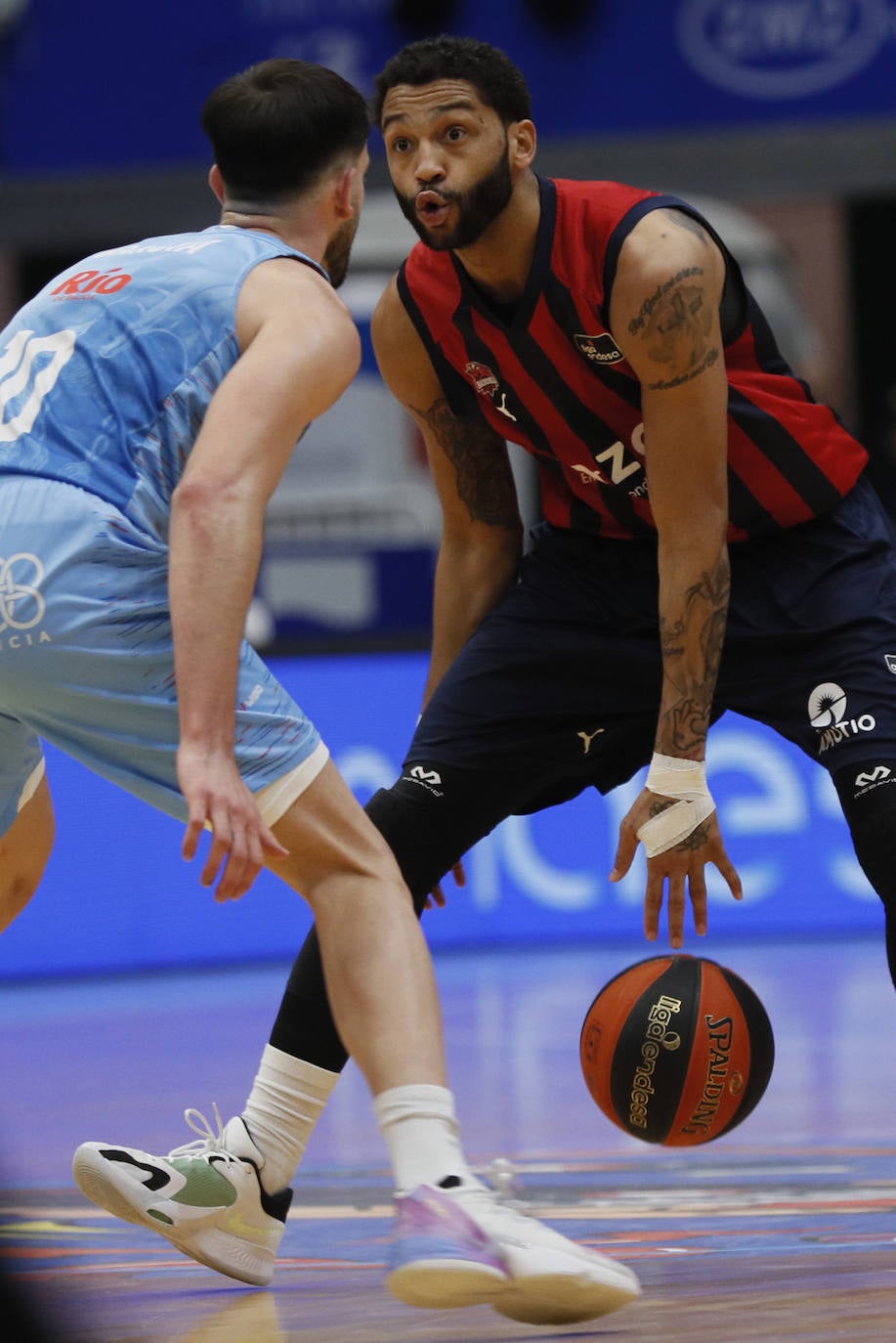 Fotos: Las mejores imágenes del Breogán - Baskonia