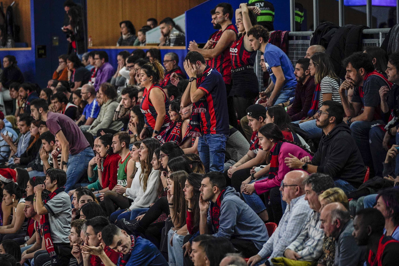 Fotos: Ambientazo en el Buesa Arena en el choque entre el Baskonia y el Real Madrid