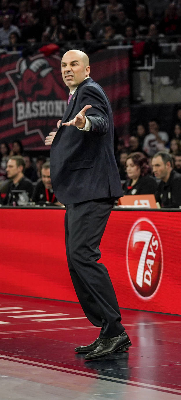 Fotos: La mejores imágenes del Baskonia - Real Madrid