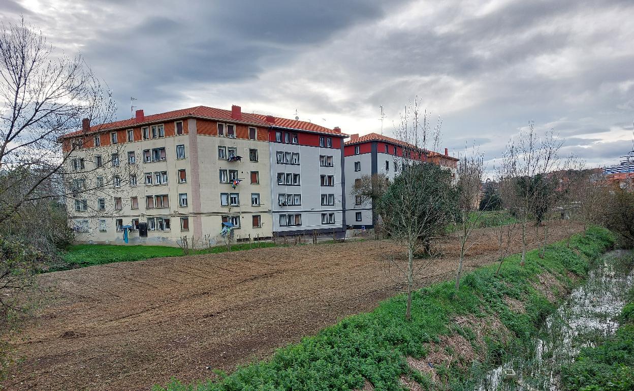 Vista de parte de la zona que los vecinos de Salsidu requieren que sea inundable y con parque incluido. 