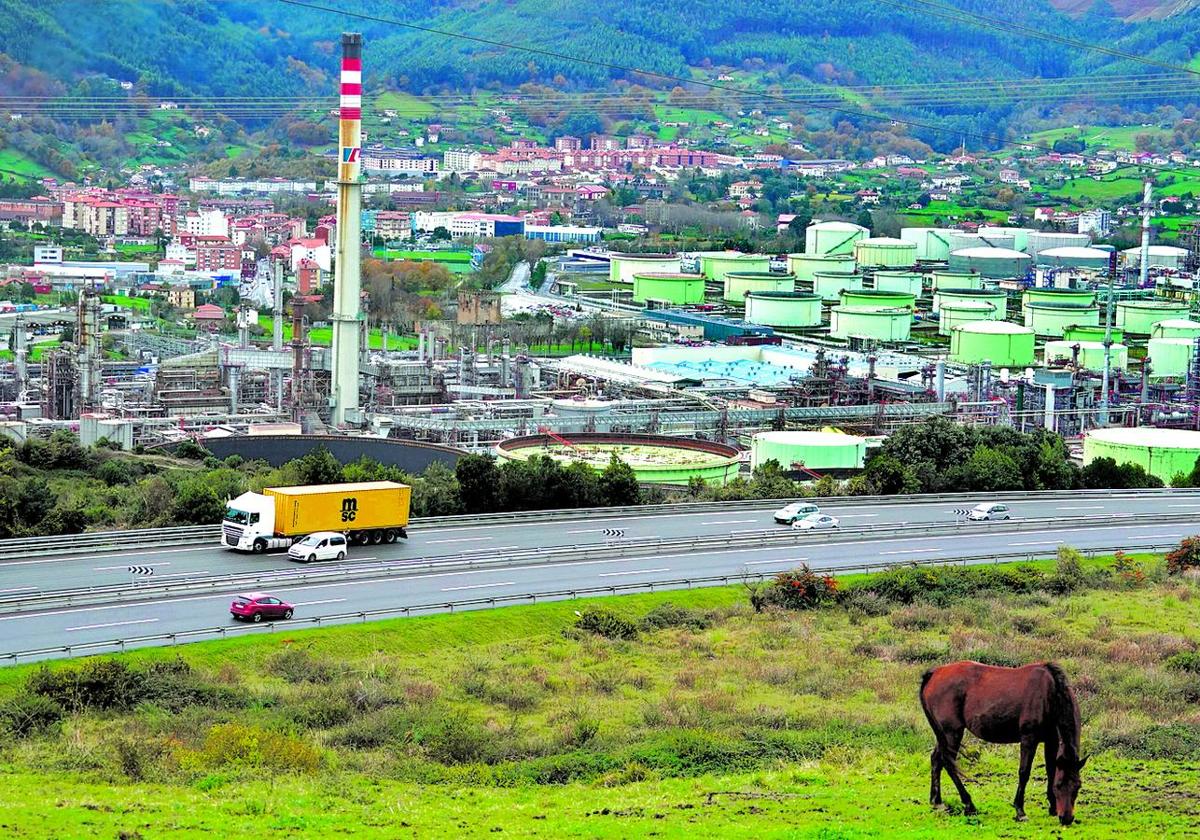 Instalaciones de Petronor en la localidad vizcaína de Muskiz.