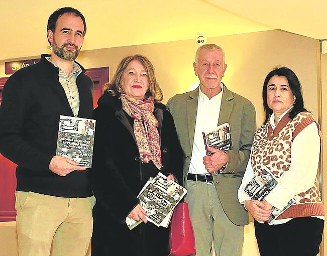 Raúl López Romo, Chelo Aparicio, Fidel Raso y Antonia Delgado. 