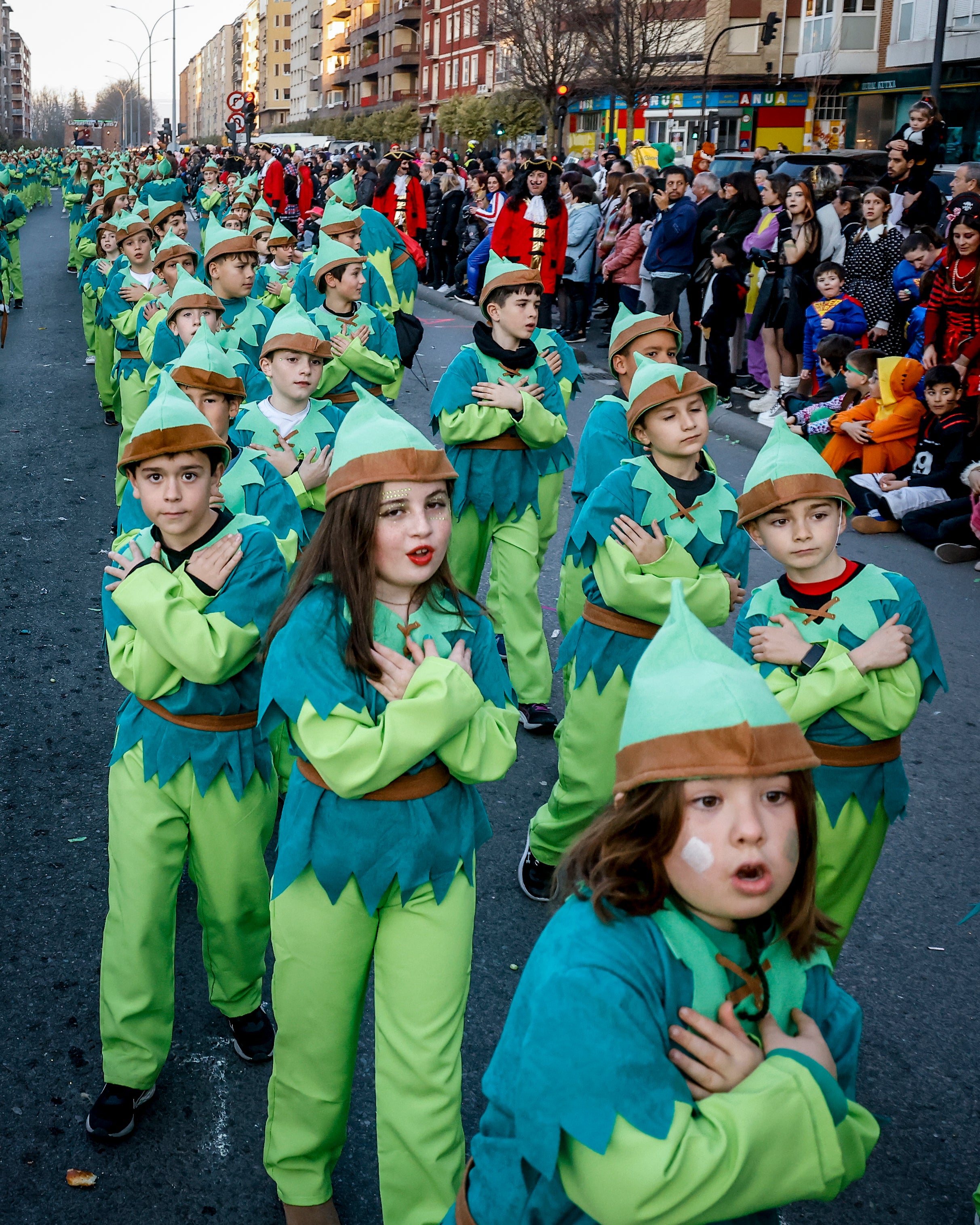 Vitoria se tiñe de Carnaval