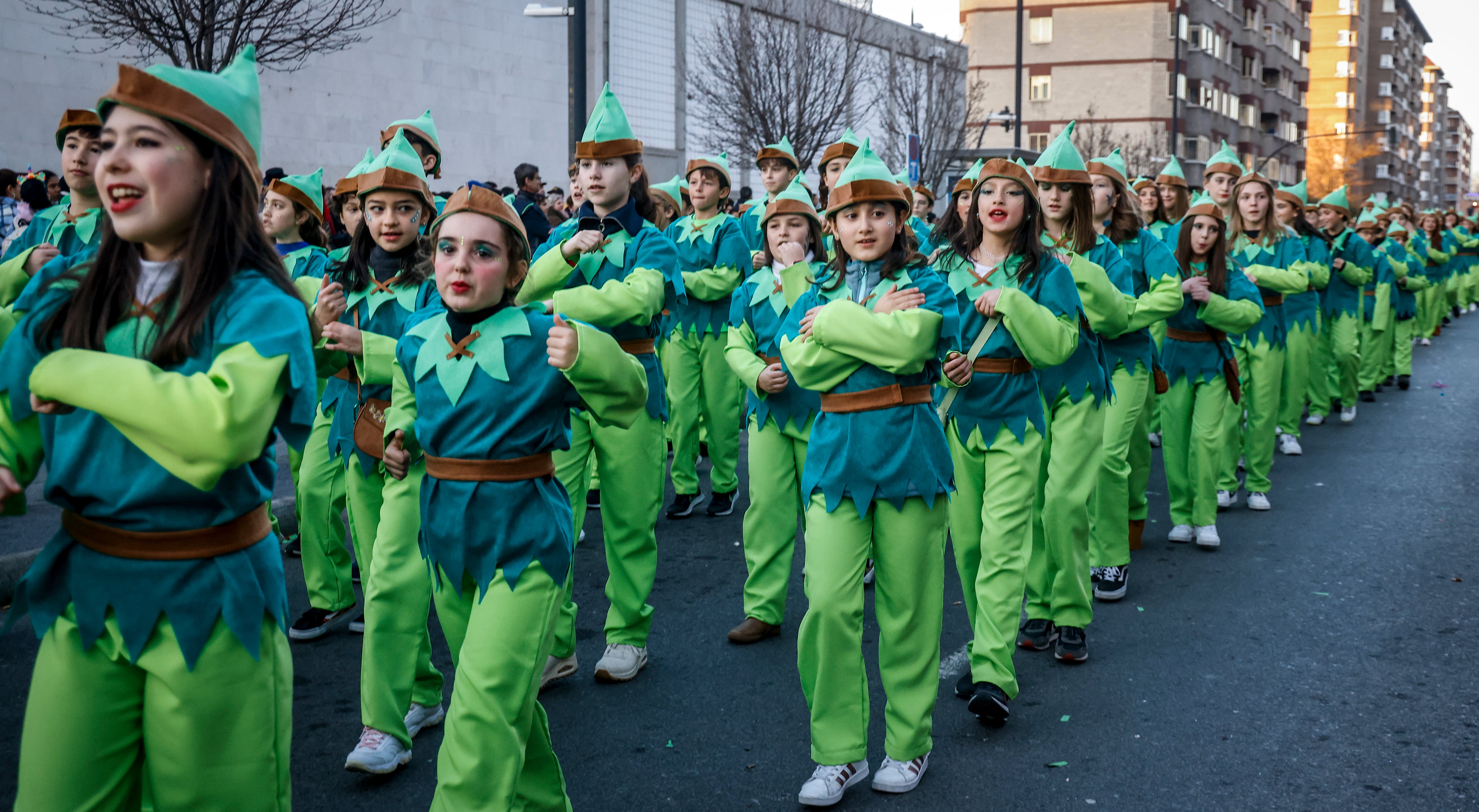 Vitoria se tiñe de Carnaval