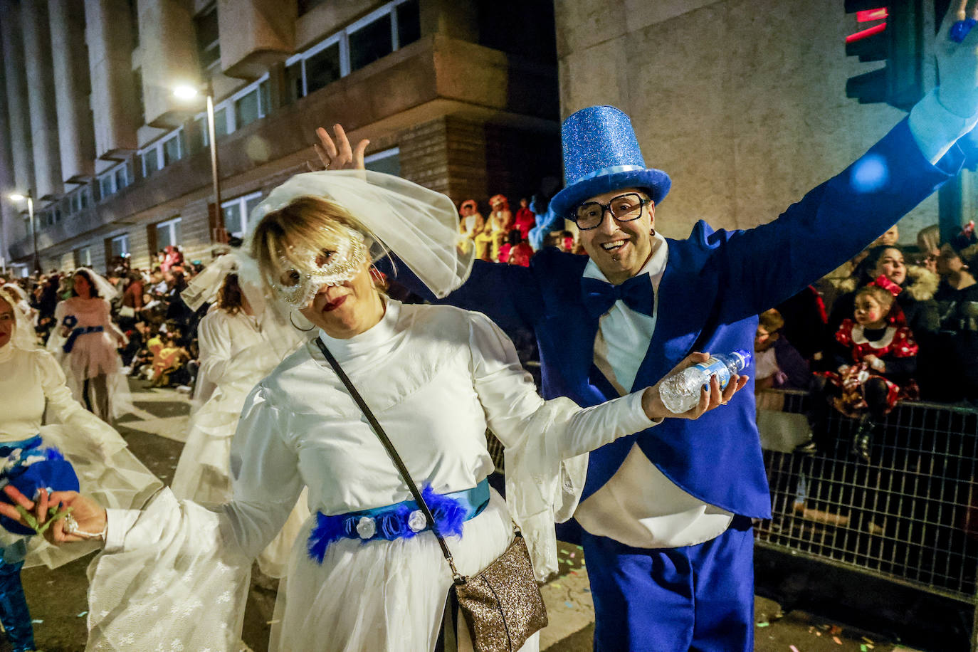 Vitoria se tiñe de Carnaval