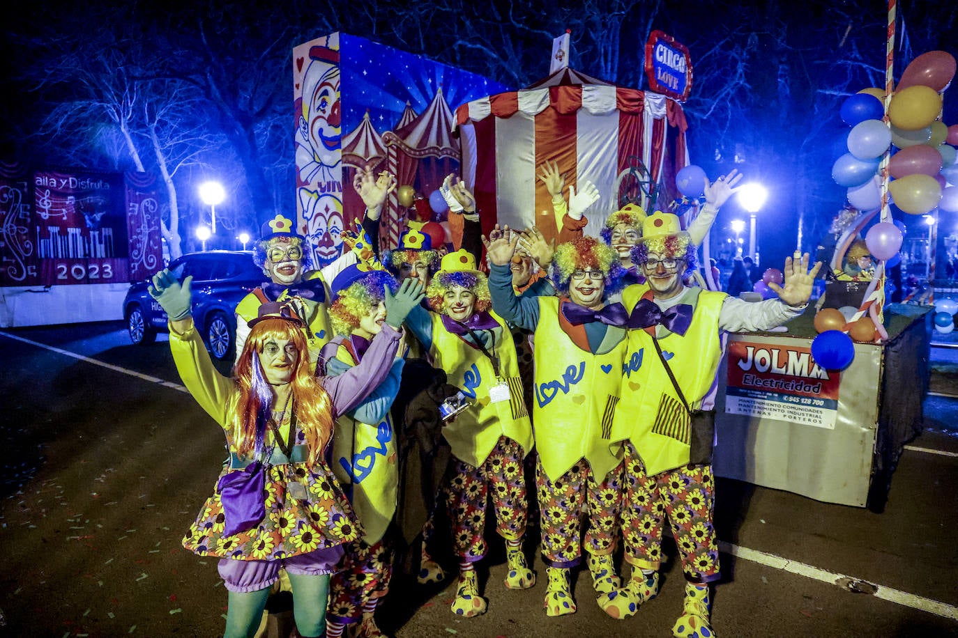 Vitoria se tiñe de Carnaval