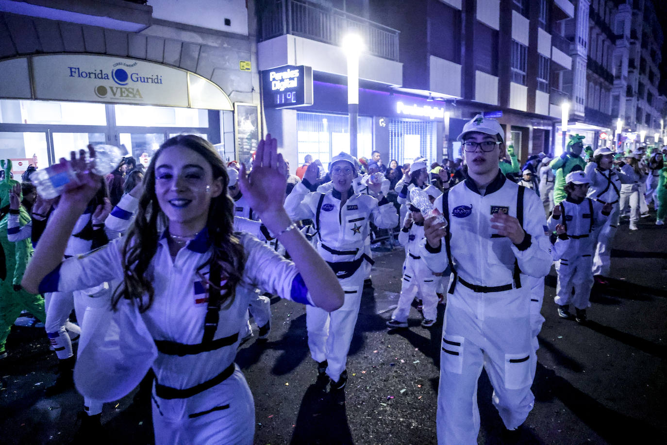 Vitoria se tiñe de Carnaval