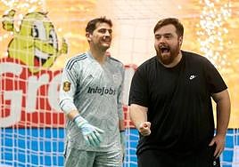 Llanos, exultante tras marcarle un penalti a Casillas.