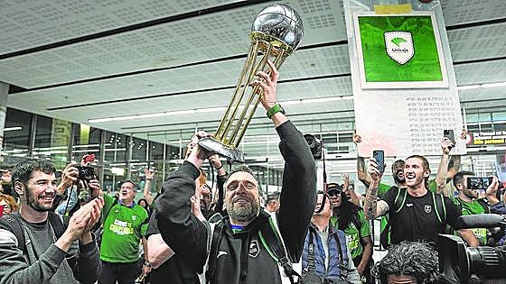 La Copa encumbra al químico de los Coras