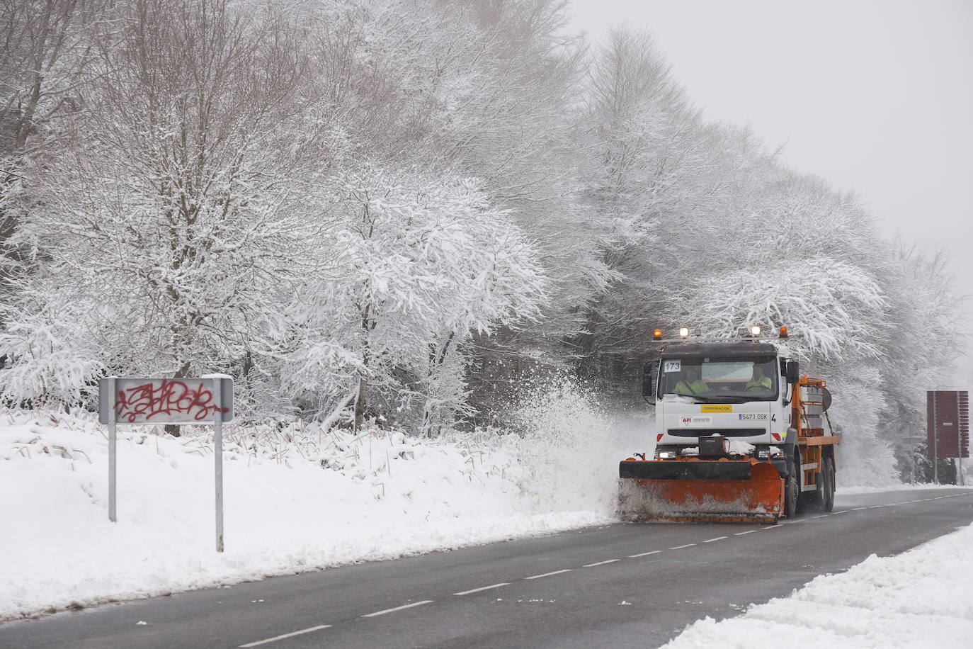 La nieve retorna a Álava