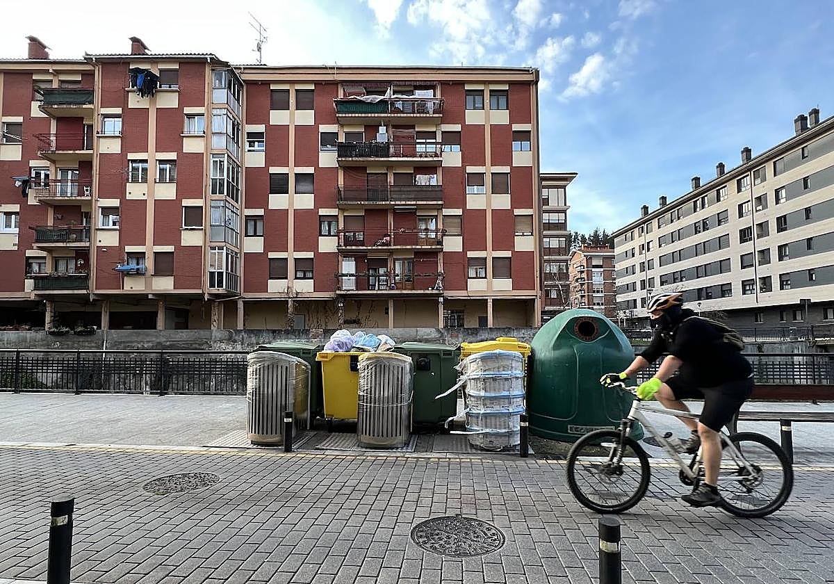 Nuevos buzones en José Matía.