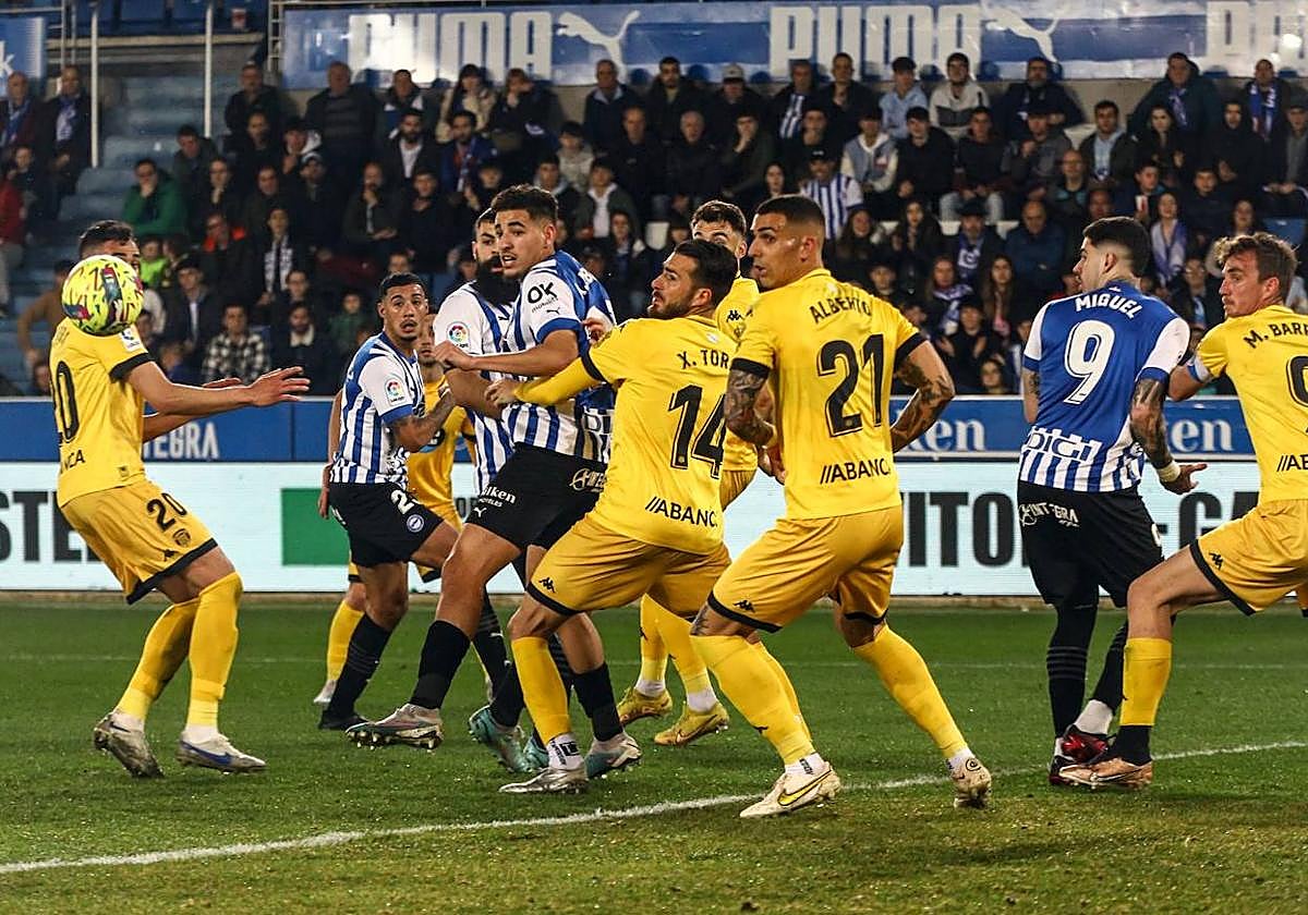 El uno a uno: Abqar y su solidez defensiva, lo mejor