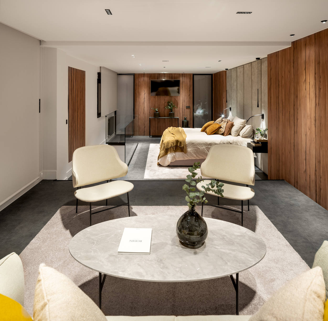 El dúplex de diseño de una pareja en Santurtzi con vistas inmejorables