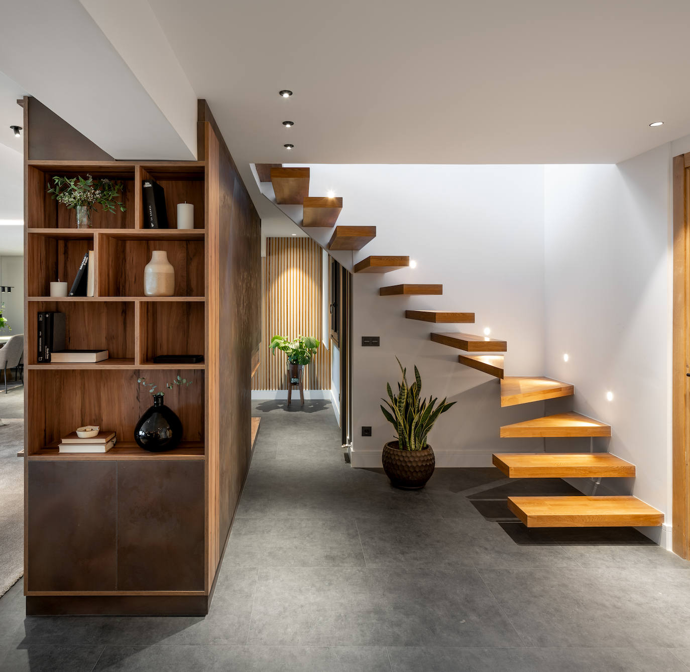 El dúplex de diseño de una pareja en Santurtzi con vistas inmejorables