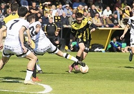 El Barakaldo venció por 0-1 en el derbi ante el Portugalete para encarrilar su ascenso