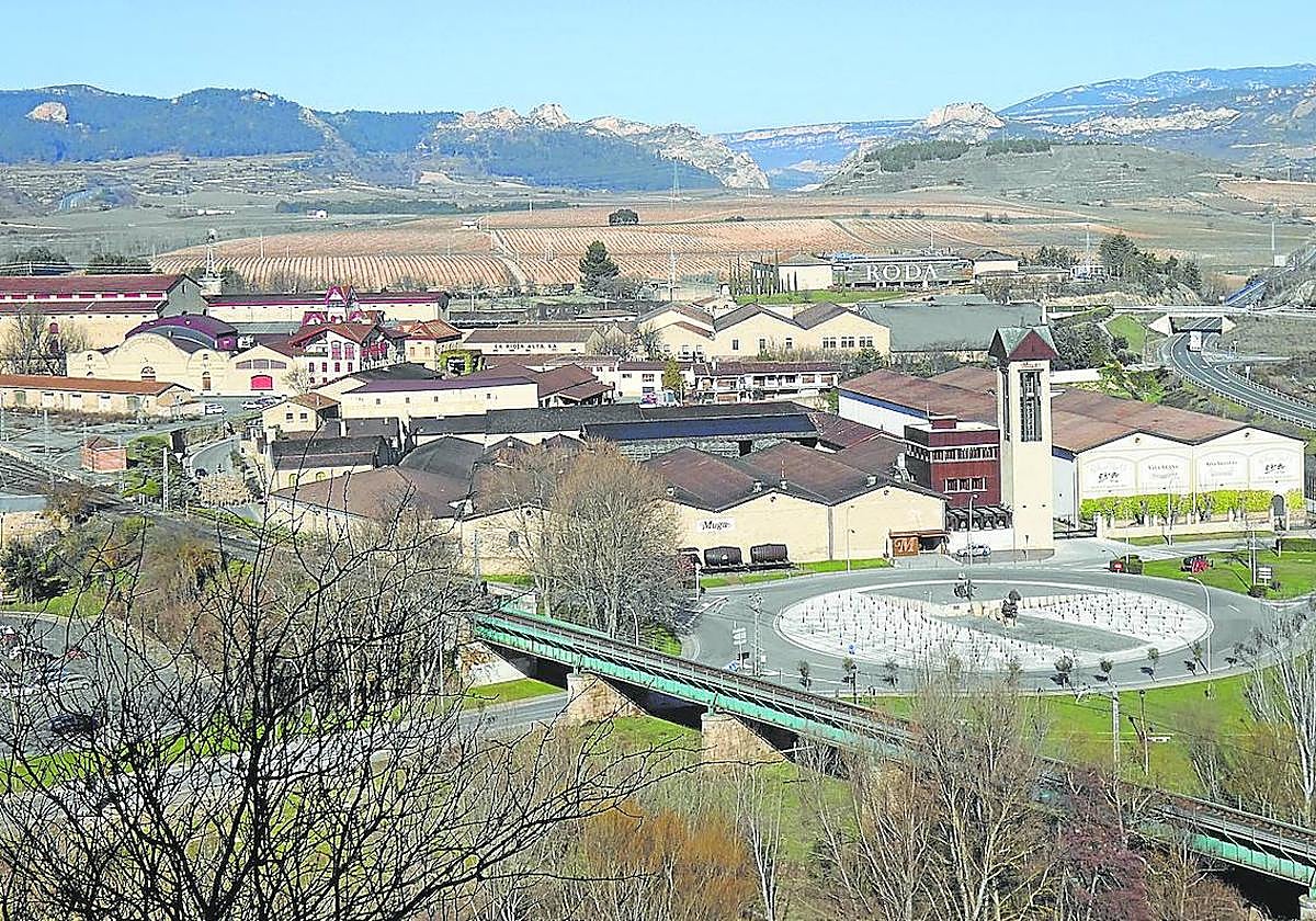 Vista del Barrio de la Estación desde el camino al mirador de la Atalaya de Haro.