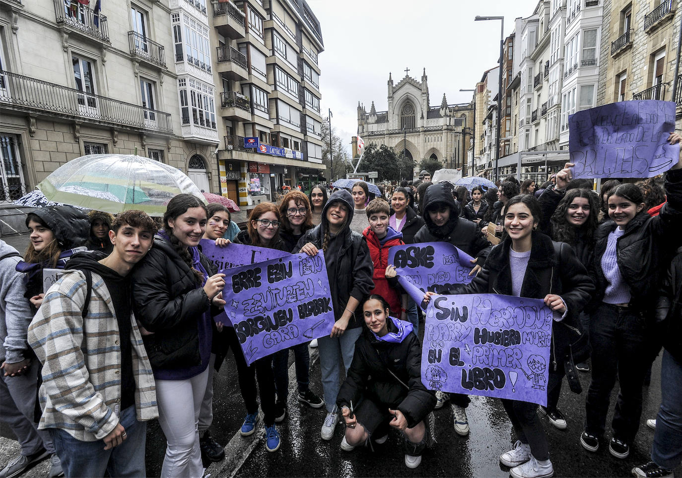 Alain Díaz, Paula González, Alba Menoyo, Leyre Arrilucea, Iratxe Arrilucea, Uxue Arrilucea, Ane Arriba, Elaia Terán, David Díaz y Oihane Ruiz. 