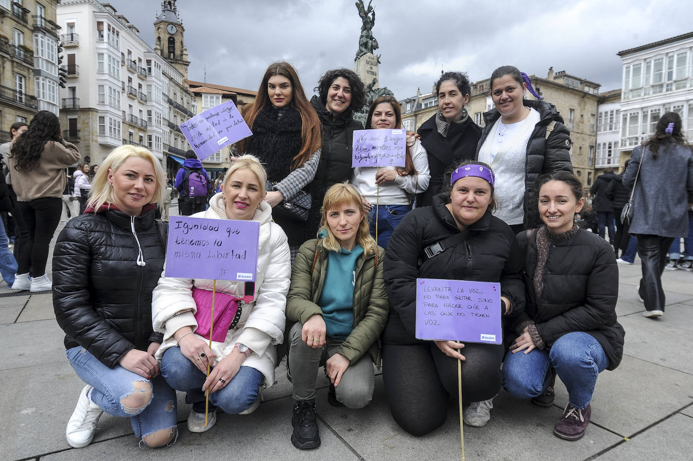 Ivanna Panko, Ainara Álvarez, Estefani Realpe, Leire López, Cristina Blanes, Irina Vysoska, Olha Melnik, Irina Muravska, Irati Lamarca y Miren Orueta. 
