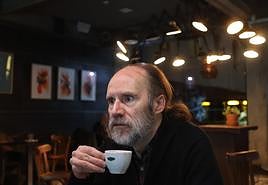 Salva Robles remueve las conciencias en su última novela.