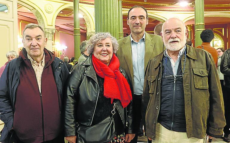 Pedro Olea, Arantza San Andrés, Carlos Sergio y Jon Aldeiturriaga. 