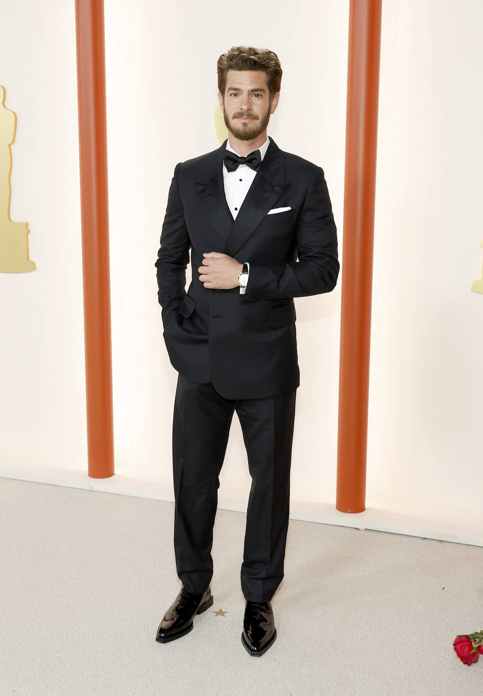 Andrew Garfield, impoluto con traje de Fendi.